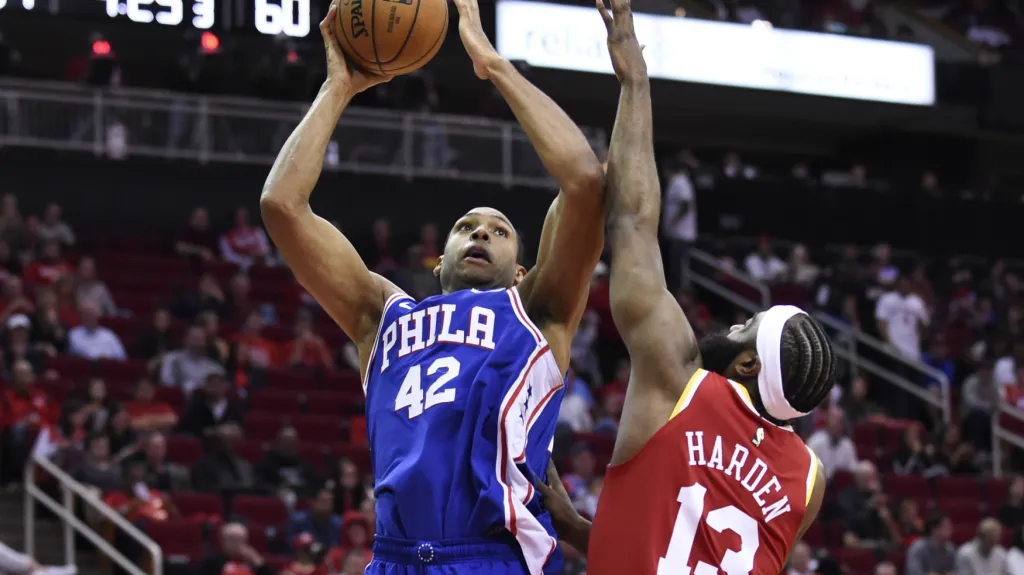 Utkání Houston - Philadelphia