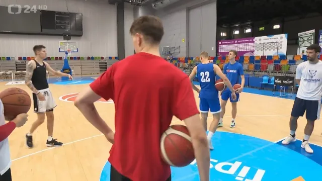 Krejčí se připravuje na další sezonu NBA v Praze