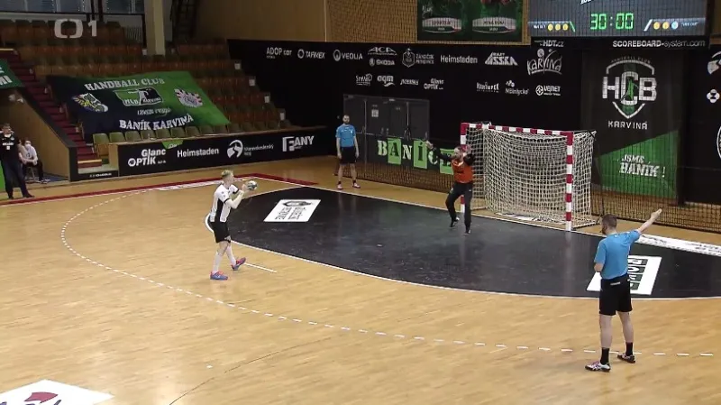 Zubří v sedmičkách srovnalo čtvrtfinále s Karvinou, Plzeň má druhou výhru