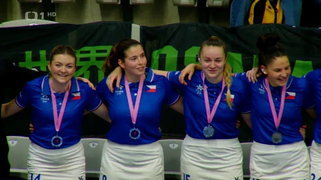 Pozemní hokejistky dosáhly na stříbro z halového mistrovství Evropy