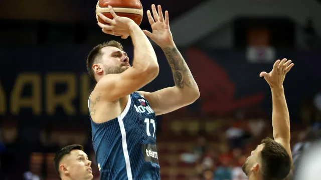 Nejlepší akce Slovince Dončiče v zápase s Itálií