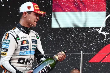 Lando Norris slaví první vítězství v Monaku