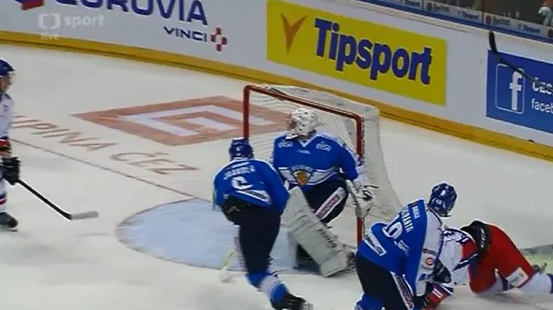 Gól v utkání ČR - Finsko: Nedvěd - 1:0 (37. min.)