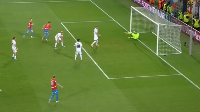 Gól v utkání Slovinsko – Česko: Fila – 0:1 (48. min.)