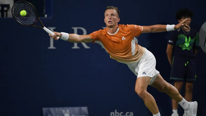 Lehečka na turnaji v Torontu končí