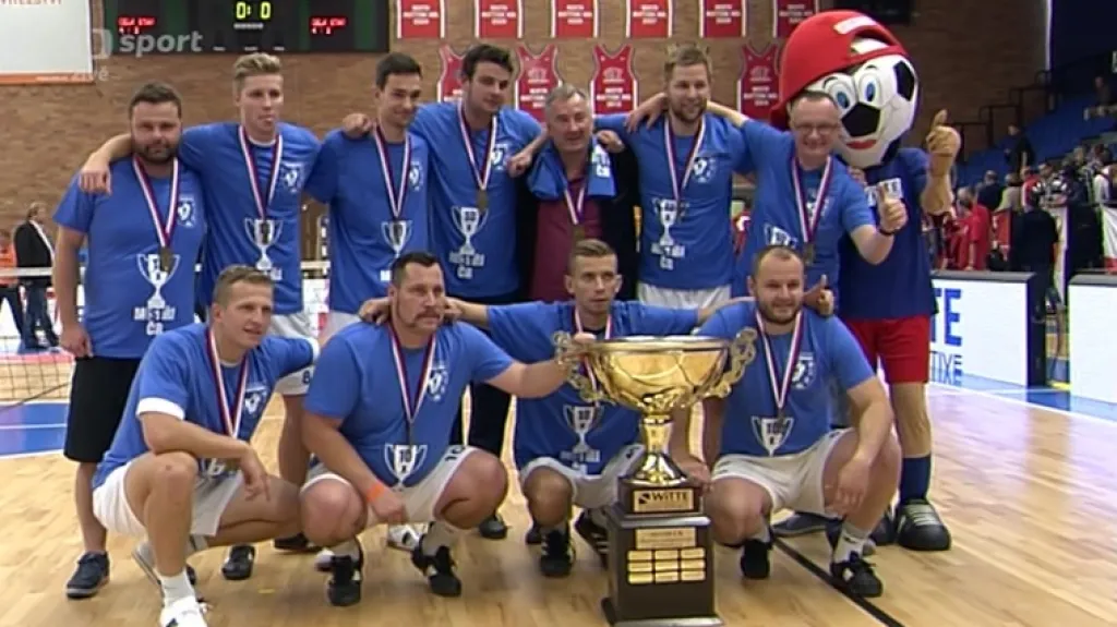 Ohlasy a předávání titulu po nohejbalovém superfinále extraligy