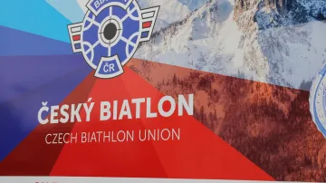 Logo České biatlonové unie na servisním kamionu