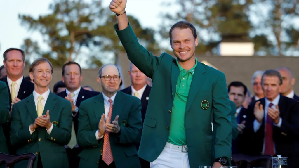 Danny Willett slaví vítězství na Masters