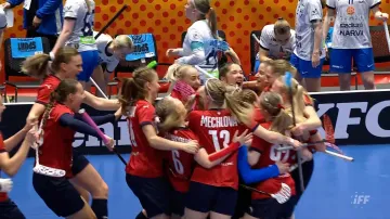 Vítězný gól Michaely Kubečkové v semifinále MS