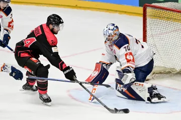 Michael Špaček poprvé v dresu Sparty v utkání LM proti Växjö