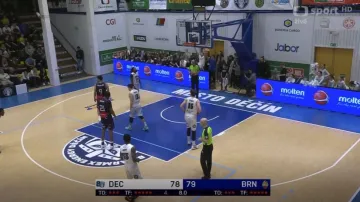 Závěr utkání Děčín – Brno s ohlasem