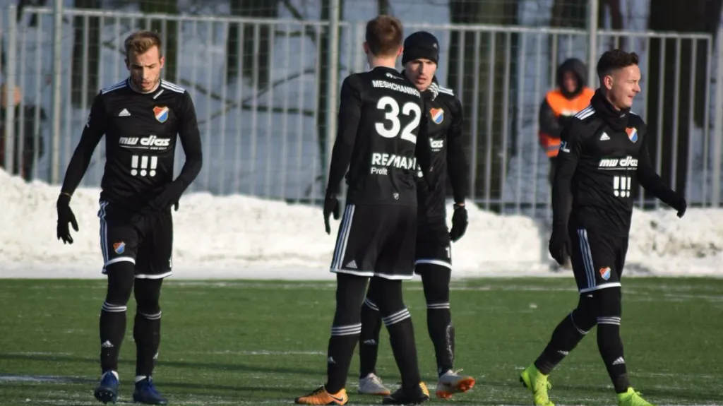Fotbalisté Baníku Ostrava v utkání s Popradem