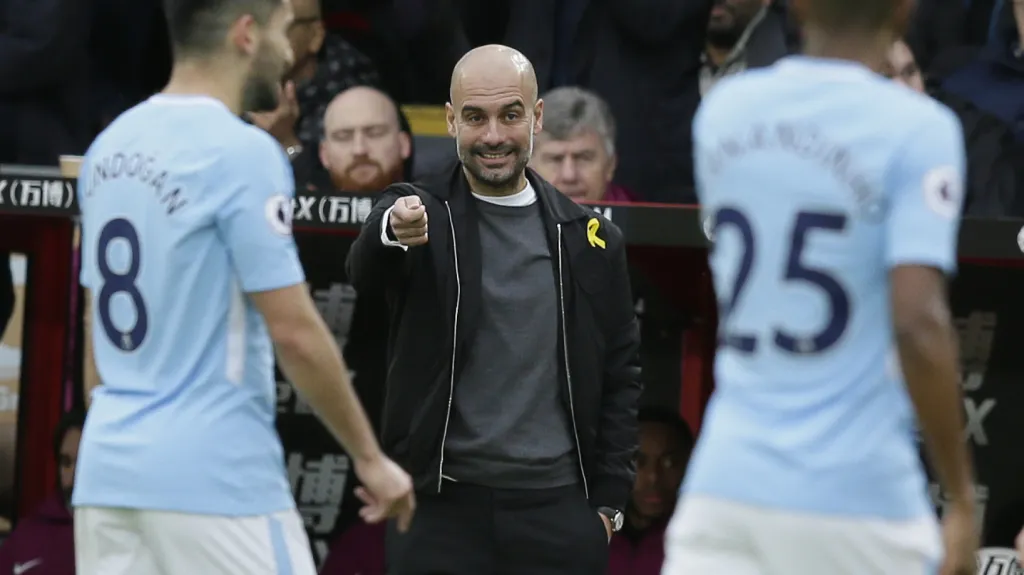 Pep Guardiola diriguje své svěřence
