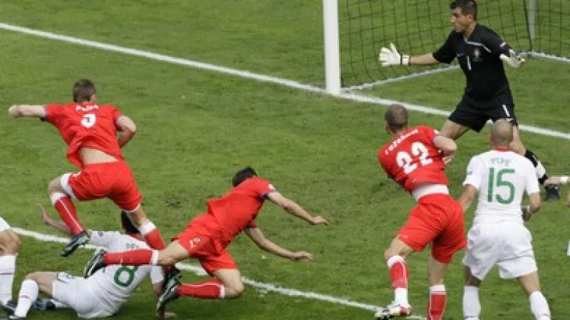 Libor Sionko skóruje v zápase proti Portugalsku