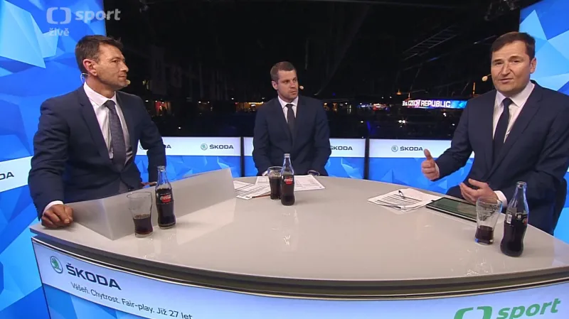 Robert Záruba, Petr Hubáček a David Pospíšil ve studiu mistrovství světa v hokeji