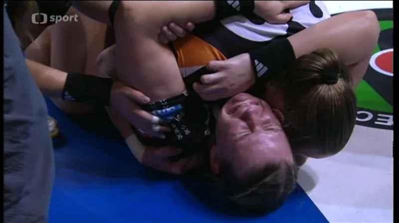 Sestřih utkání házenkářek Most - Zalau