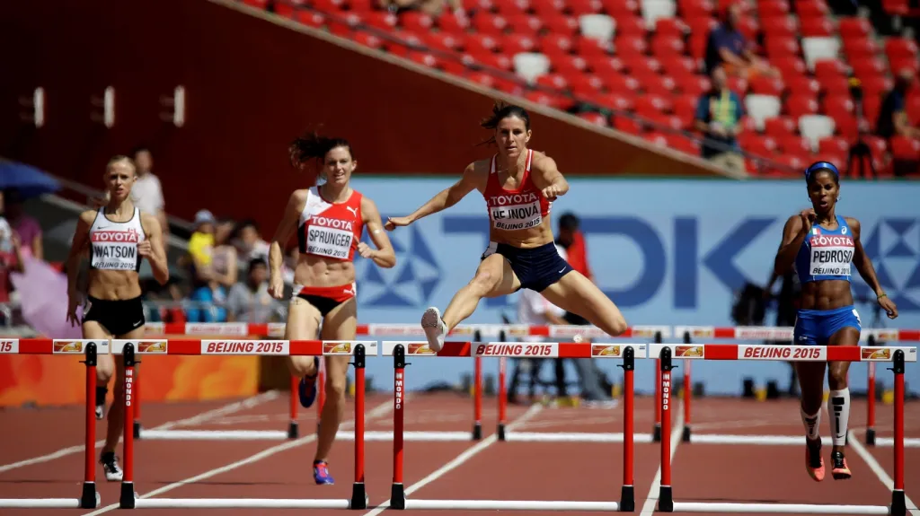 Zuzana Hejnová (druhá zprava) na MS v Pekingu