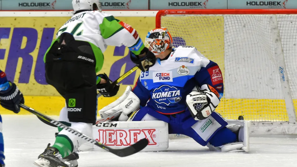 Libor Kašík v brance Brna v utkání proti Karlovým Varům