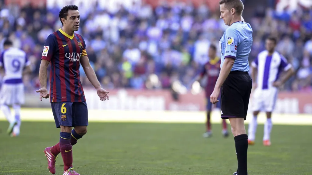 Barcelonský Xavi v utkání s Valladolidem
