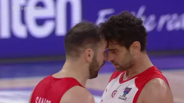 Turci nezvládli zápas s Gruzií, vyloučeného Korkmaze prý v šatnách napadli tři protihráči