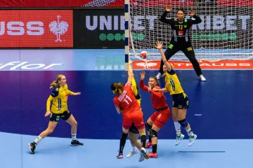 Střelba Hany Kvášové v utkání proti Švédsku na ME