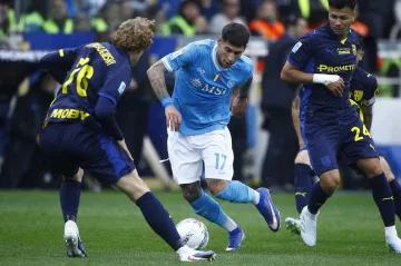 Neapol v Parmě jen remizovala, Janov zdolal Sassuolo