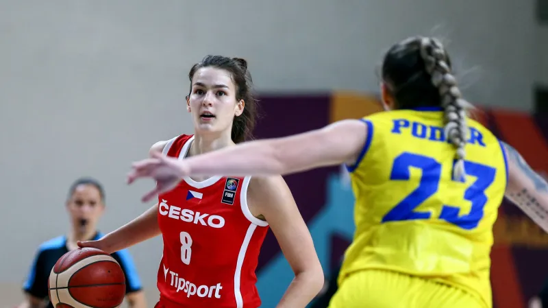 Basketbalistky se vítězstvím nad Rumunskem přiblížily postupu na ME