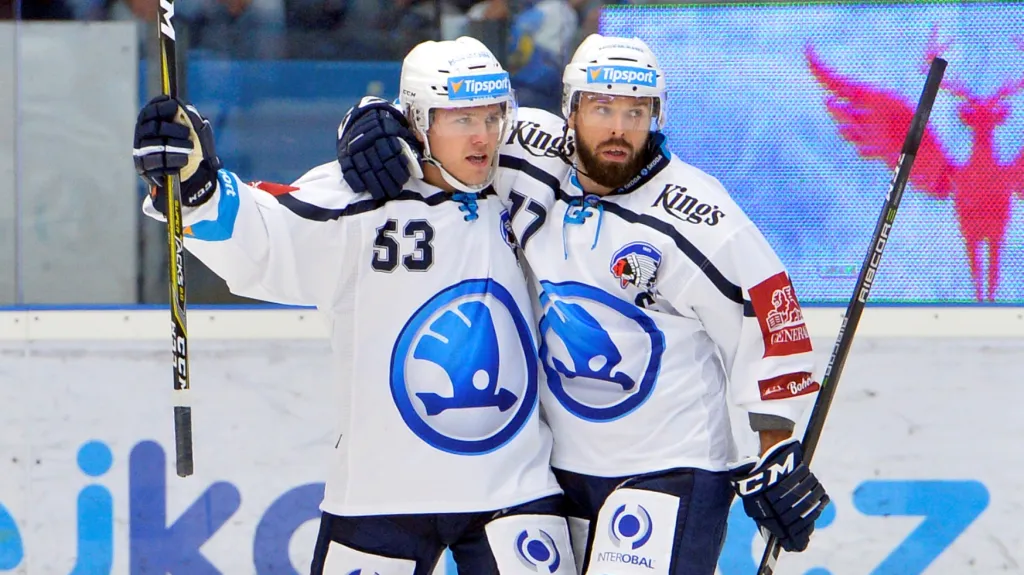 Útočníci Plzně Němec a Gulaš slaví branku