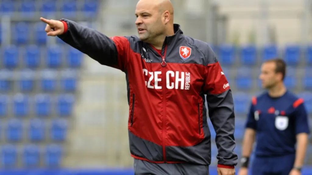 Trenér jednadvacítky Jakub Dovalil