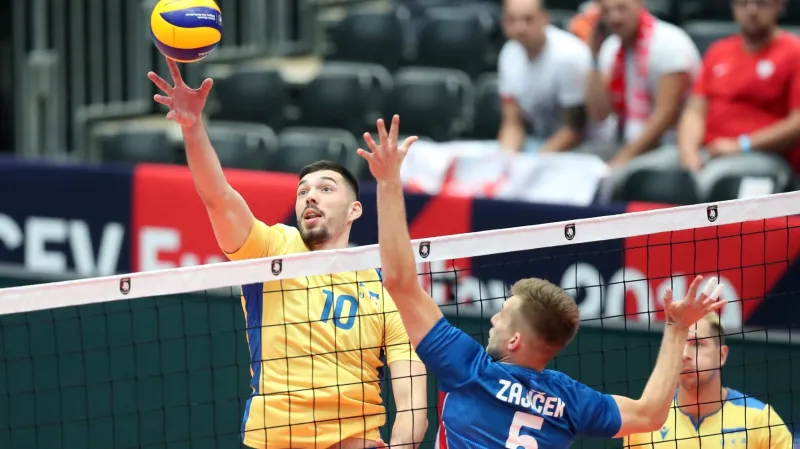 Čeští volejbalisté si po obratu s Ukrajinou zahrají finále