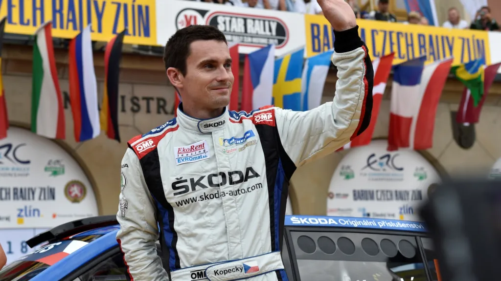 Jan Kopecký zdraví příznivce ve Zlíně