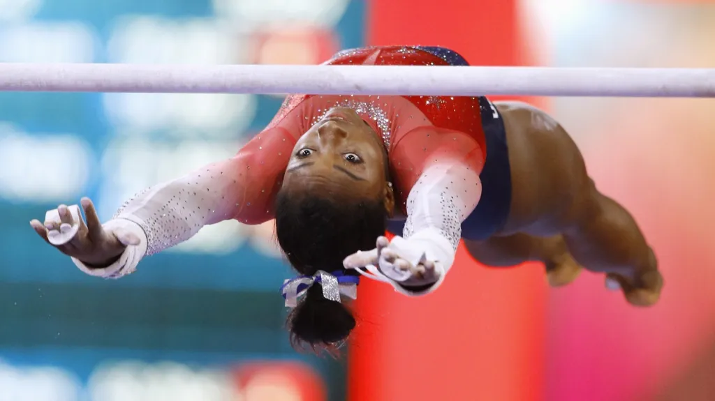 Fenomenální americká gymnastka Simone Bilesová