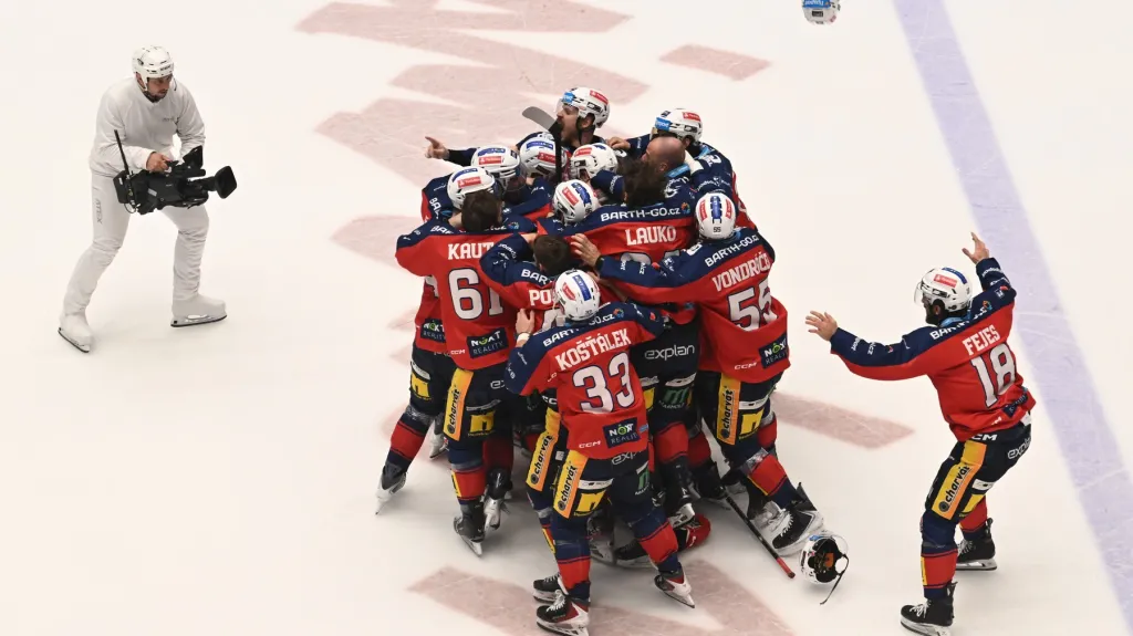 Radost hokejistů Pardubic