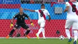 Moment v utkání Peru - Dánsko: Neproměněná penalta Cueva