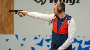 Podhráský se po 13 letech dočkal vítězství na střeleckém SP