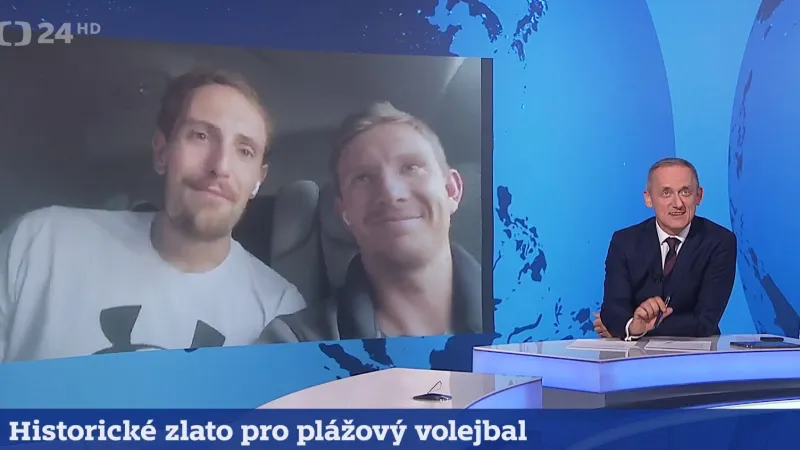 Události, komentáře: Triumf beachvolejbalistů na MS