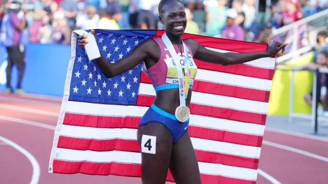 Finále běhu na 800 metrů se zlatou Muovou