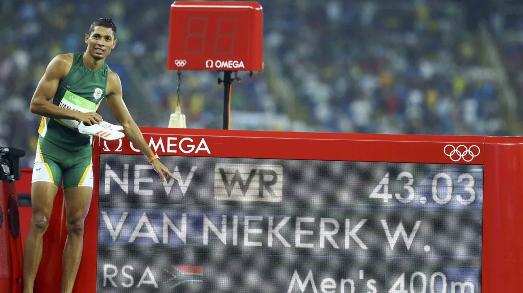 Van Niekerk překonal letitý rekord Michaela Johnsona