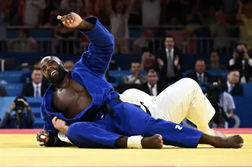 Teddy Riner po vítězném souboji s Tacuro Saitem