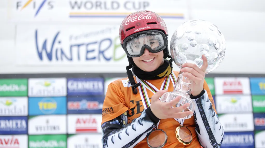 Ester Ledecká obhájila velký křišťálový glóbus