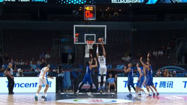 Závěr zápasu Řecko – Izrael