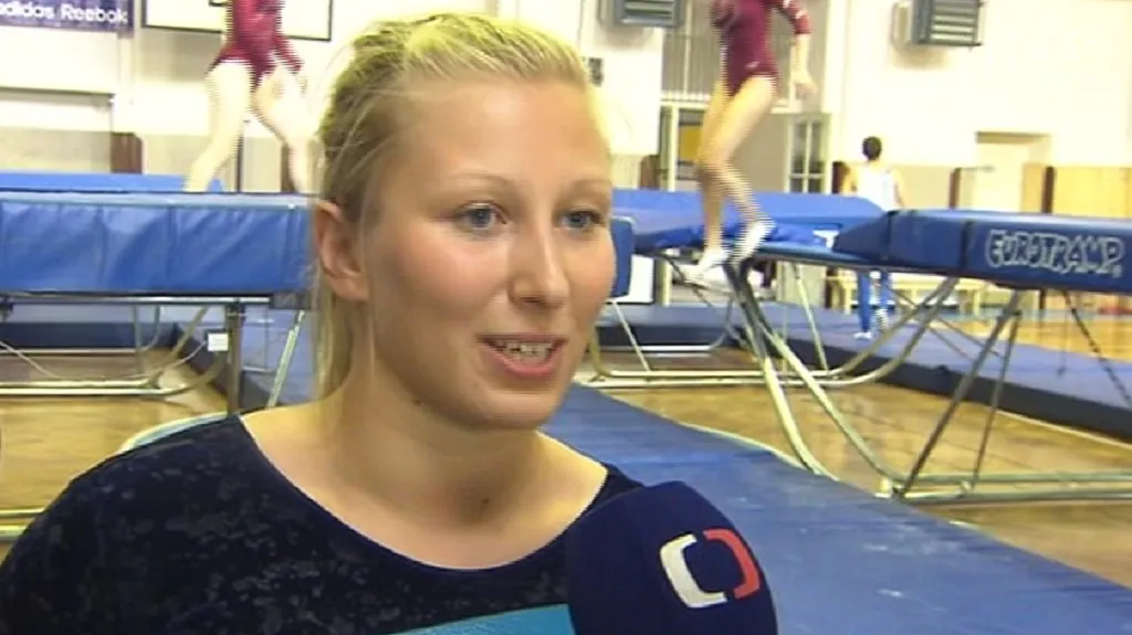 Sestřih z MČR ve skocích na trampolíně