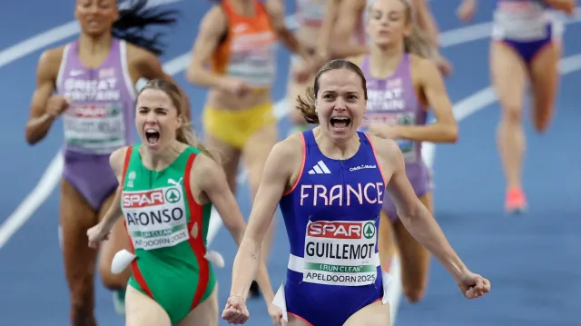 Finále závodu žen na 1500 metrů