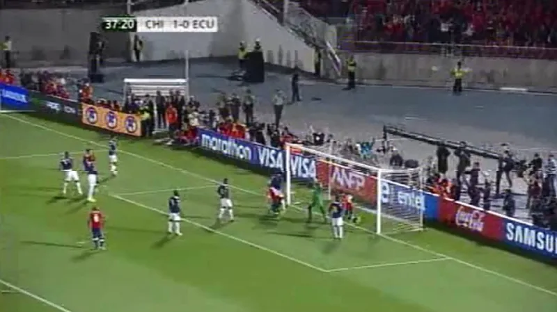 Sestřih utkání Chile - Ekvádor a Jamajka - Honduras