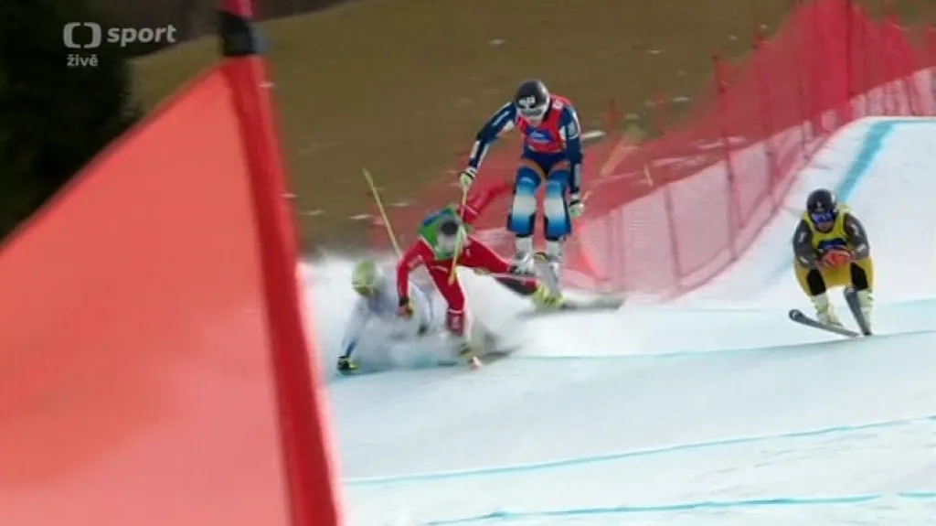 Hrůzostrašné pády na MS nakonec skončily lehkými zraněními