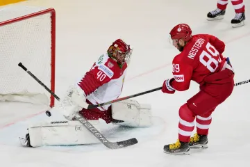 Nikita Nestěrov skóruje proti Bělorusku