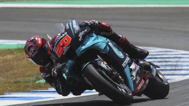 Quartararo spadl v tréninku, přesto ovládl kvalifikaci MotoGP na Velkou cenu Aragonie