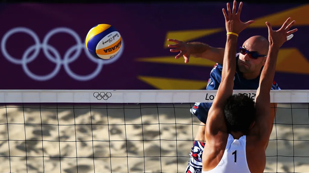 Američtí beachvolejbalisté