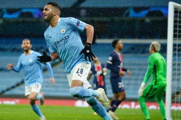 Riyad Mahrez z Manchesteru City se raduje z gólu