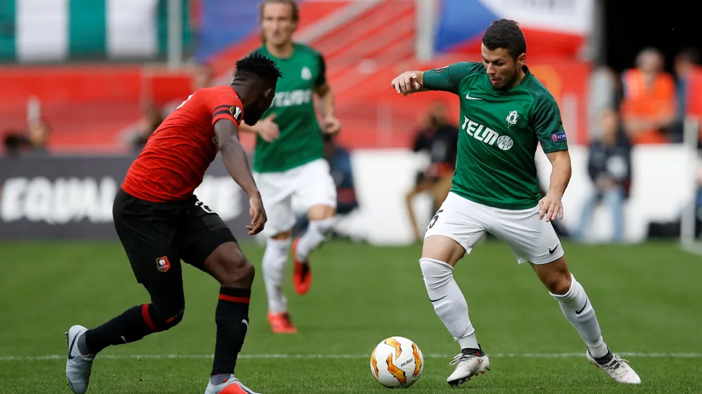 Jablonecký Vladimir Jovovič v utkání s Rennes